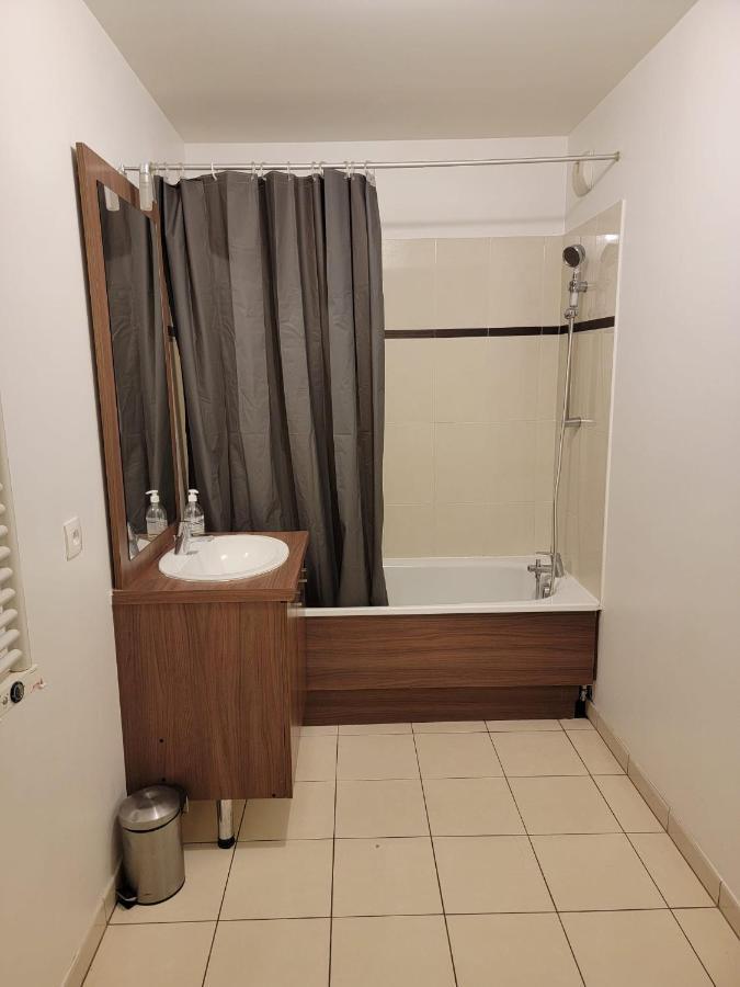 Boissy Gare Rer A Appartement 1 A 3 Chambres Au Choix Kültér fotó