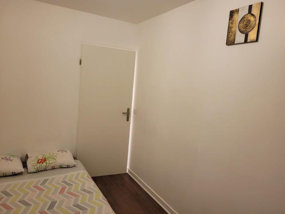 Boissy Gare Rer A Appartement 1 A 3 Chambres Au Choix Kültér fotó